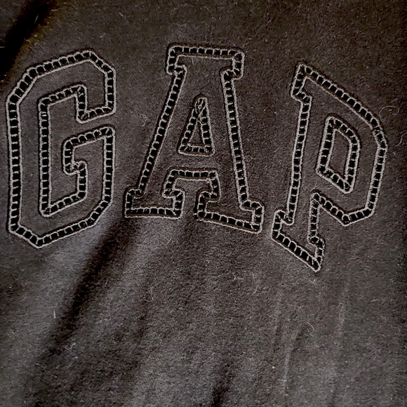 GAP Womena Large Classic Black Crewneck Top - Picture 2 of 4